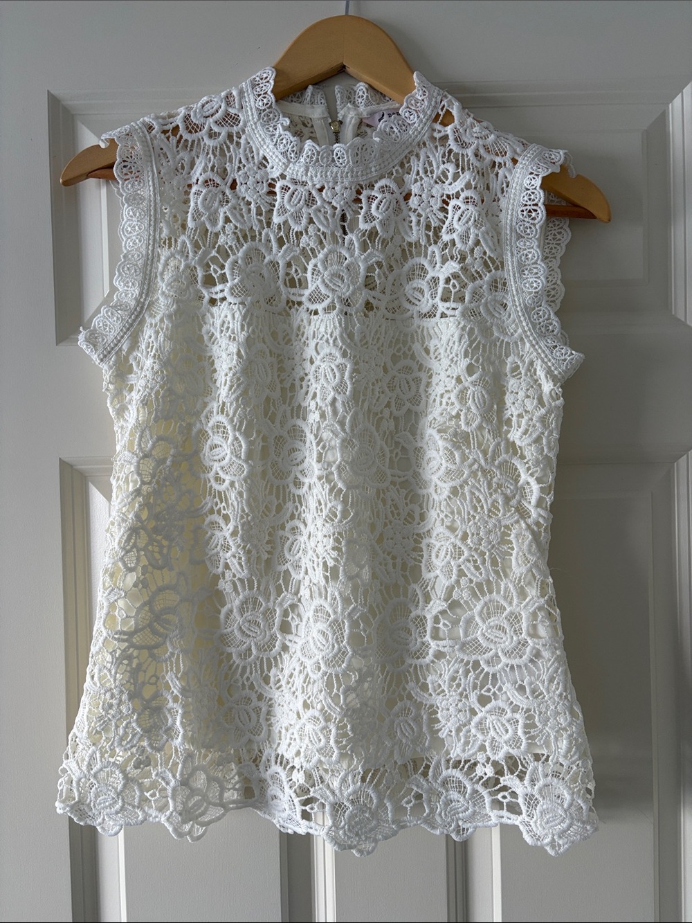 Nanette Lepore White Lace Crochet Sleeveless Top